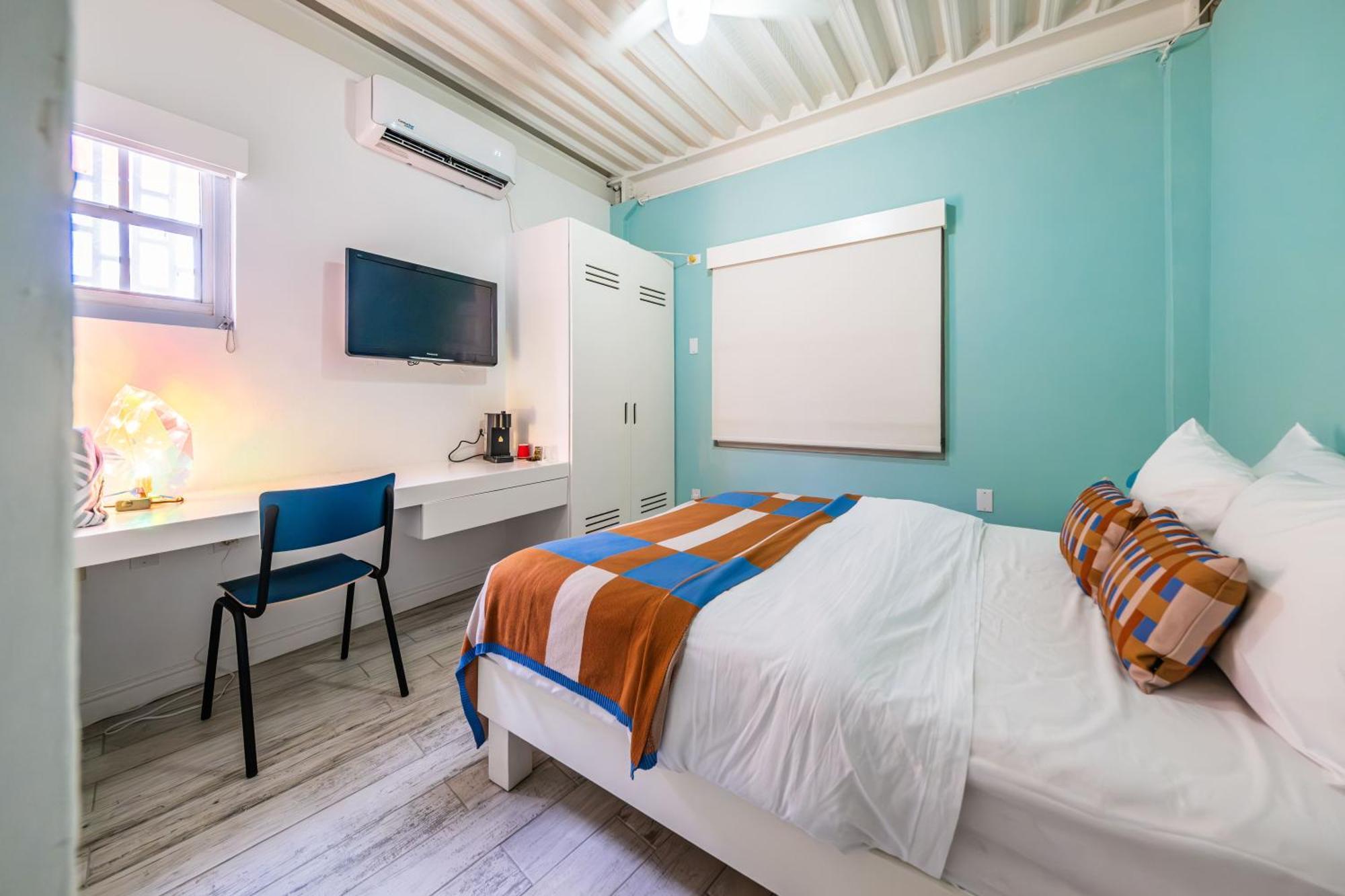 The Freedom Hotel Willemstad Room photo
